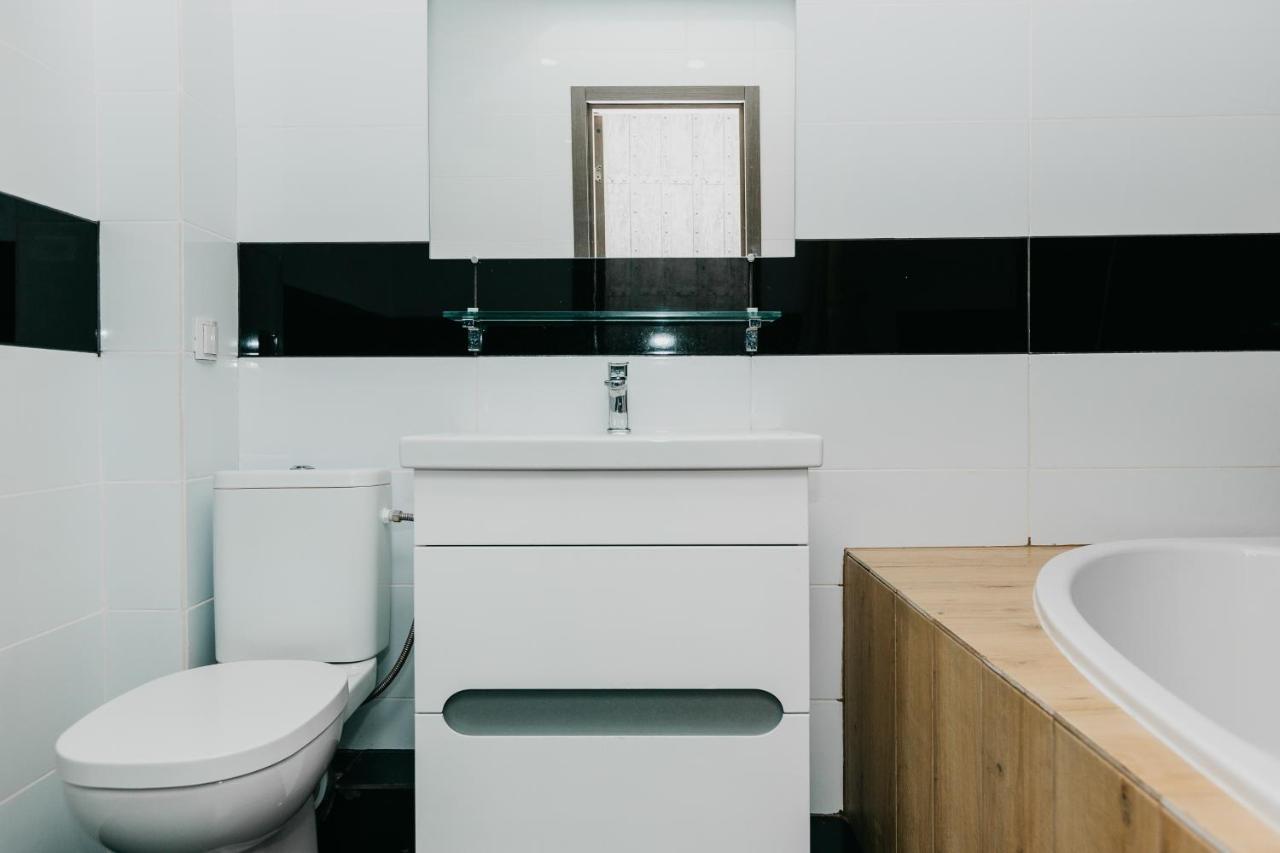 Luxury Apartment Sumy Esterno foto